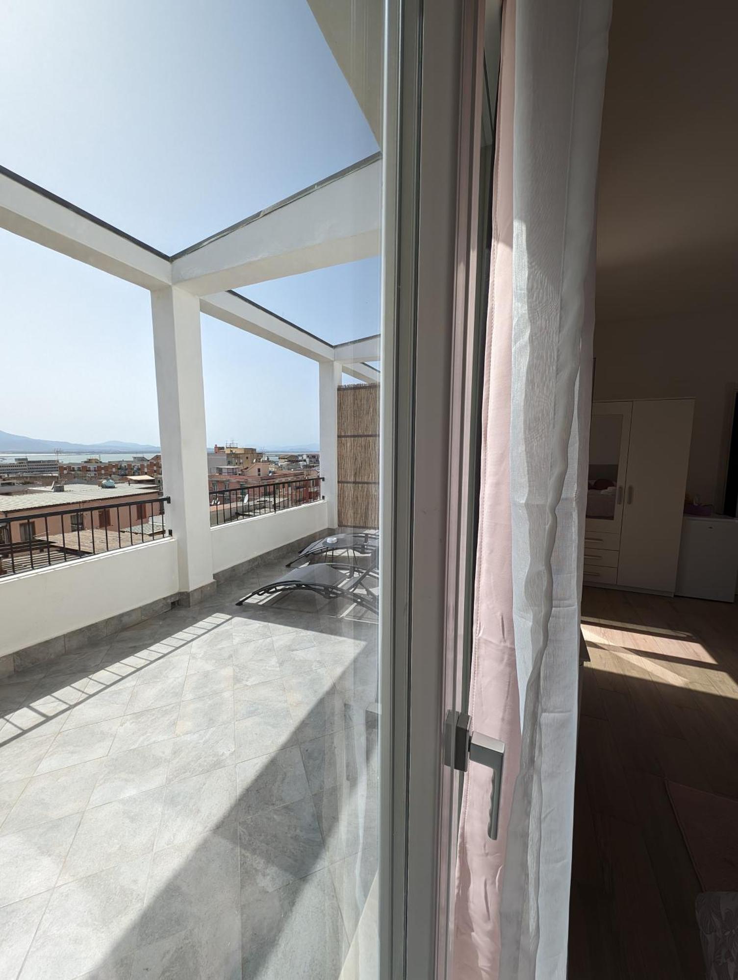 Hotel Stramontel à Cagliari Extérieur photo
